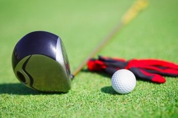 Red Tee Golf: Two (£22) or Three (£29) 30-Minute PGA Lessons (Up to 58% Off)