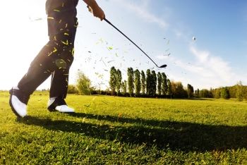 £30 for a 30-minute PGA professional golf lesson for two people with Buy A Gift – choose from 101 nationwide locations!